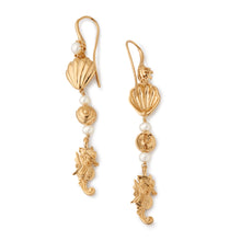 Indlæs billede til gallerivisning måne perle perler eye deep blue beach ørering water strand guld sea pearls pearl ocean gold chain diamant scandinavian design cosmos diamonds arabic design smykke diamond smykker Gold (14-karat) guld gold danish design scandic design nordic design ocean deep Gold Plated shell seashell seahorse søhest