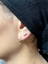 Load image into Gallery viewer, Pinky stud