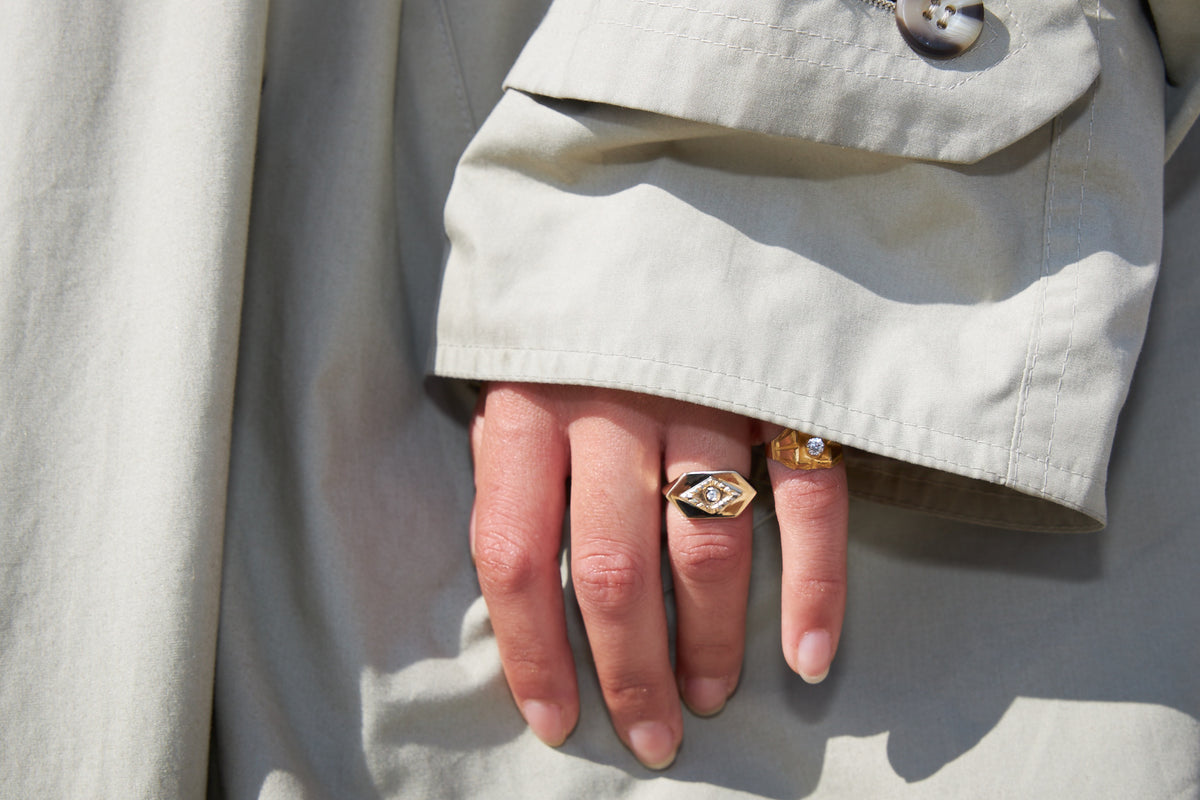Kinz Kanaan - Eye Power Gold Ring – Kinz Kanaan ApS