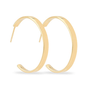 Medium size hoop earrings in 14-karat gold plated 925 sterling silver from the Kinz Kanaan Rhytm collection. 
